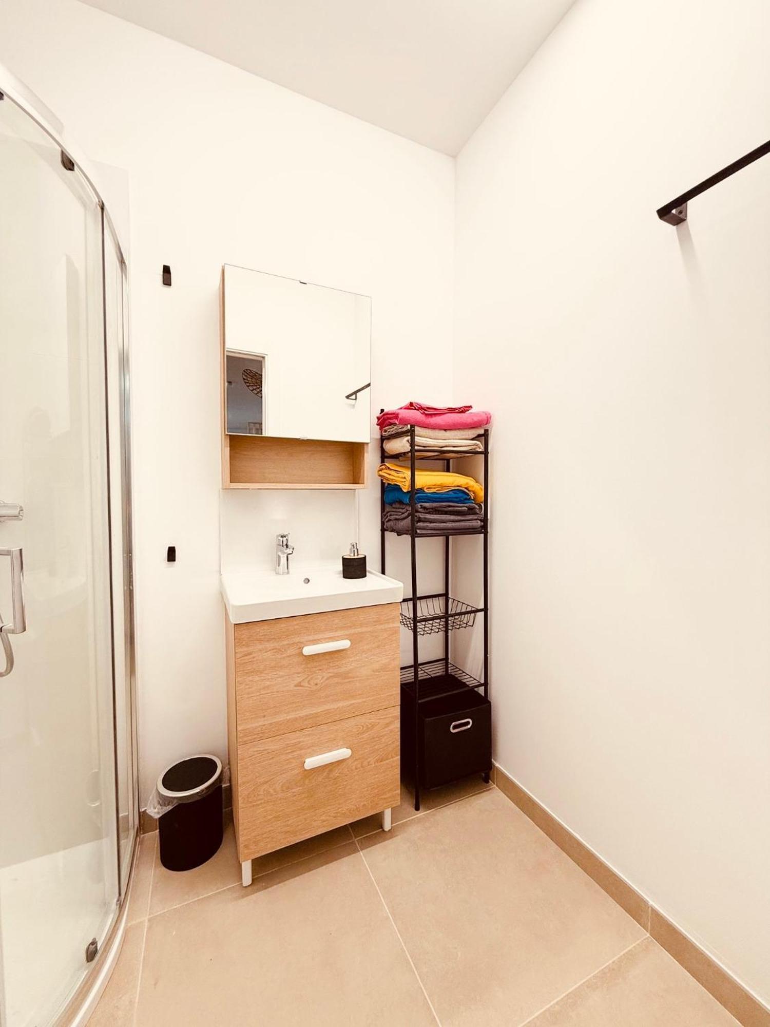 El Apartamentito De Zamarrilla Parking Gratis Incluido Malaga Ngoại thất bức ảnh