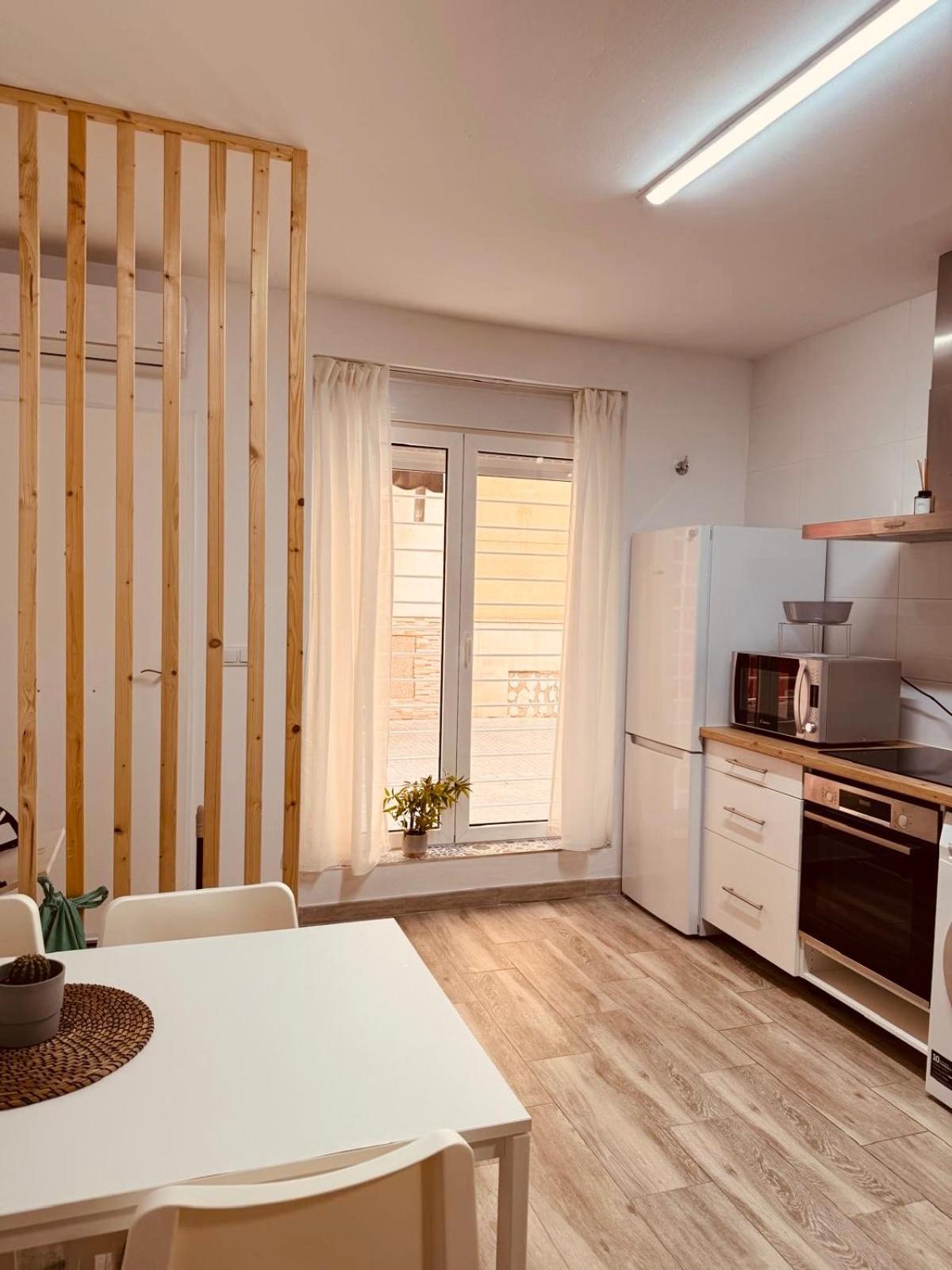El Apartamentito De Zamarrilla Parking Gratis Incluido Malaga Ngoại thất bức ảnh